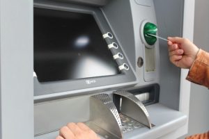 bancomat terminale pin